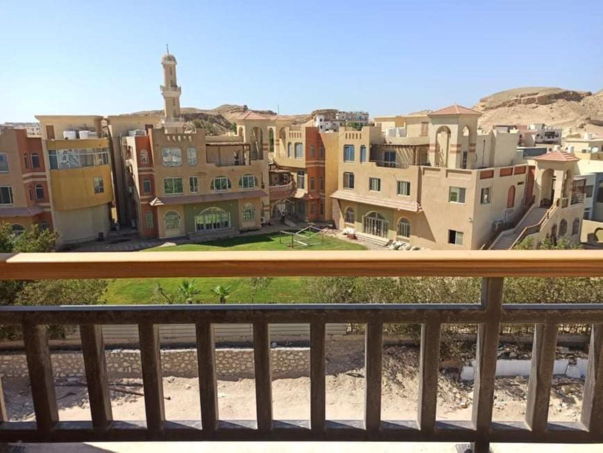 Lovely Al-dau Heights Appartement